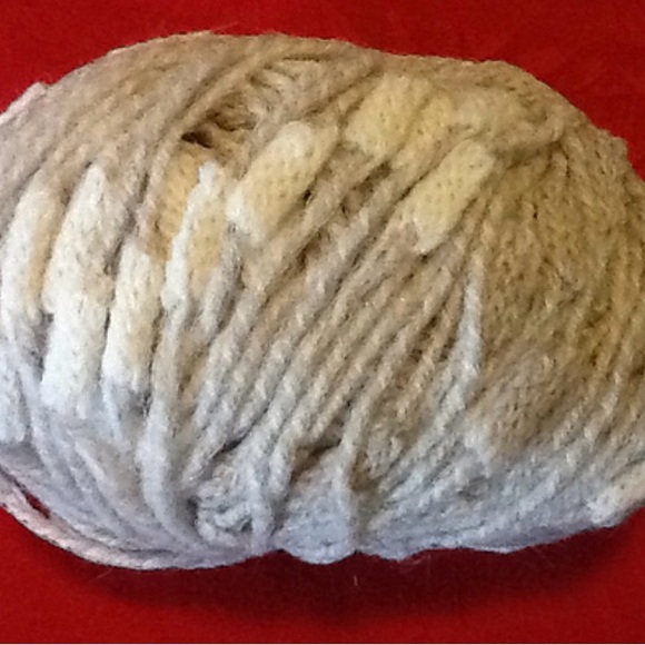 NWT Seven skeins of Lana Gatto Yarn + Bonus two skeins opened/used - Picture 3 of 7